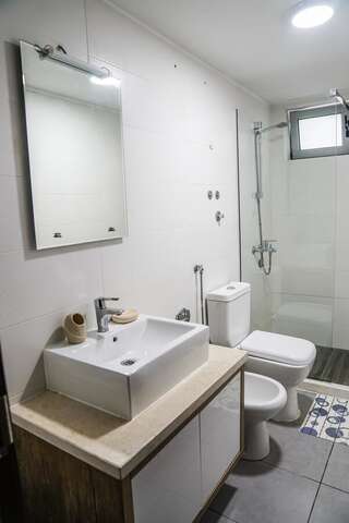 Апартаменты BUZUKU Apartments Liman (Mediterraneo) Улцинь Апартаменты с 2 спальнями, террасой и видом на море-2