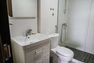 Апартаменты BUZUKU Apartments Liman (Mediterraneo) Улцинь Апартаменты с террасой и видом на море-1